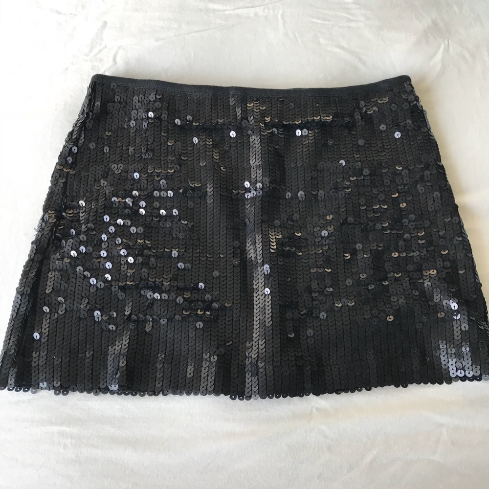 Forever 21 matte sequin mini skirt